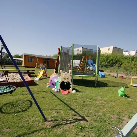 Domki-apartamenty Hals