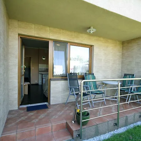Domki-apartamenty Hals